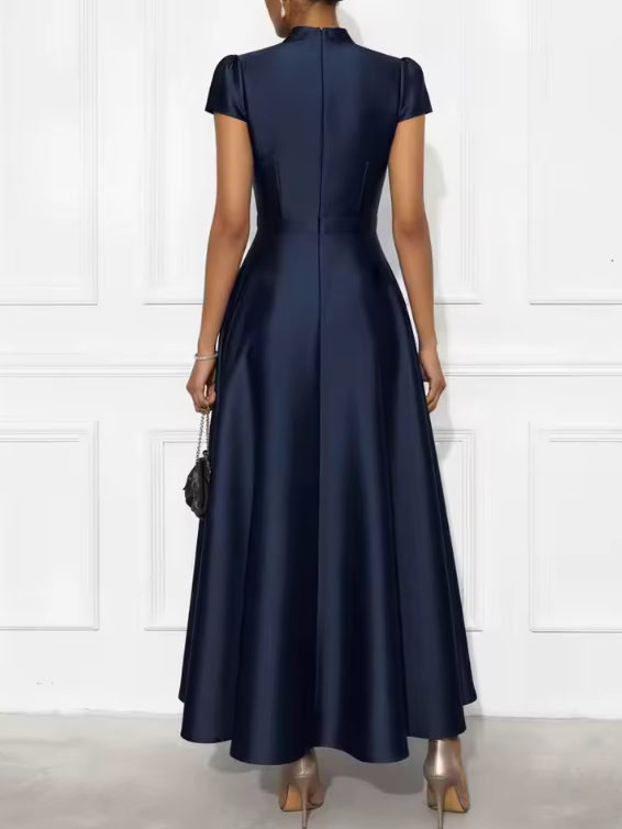 Vestido Elegancia Clásica