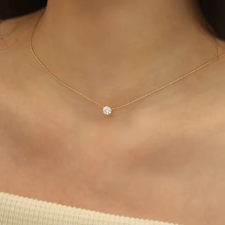 Collar Brillo Atemporal