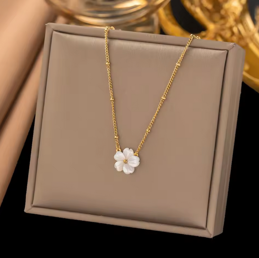 Collar Flor Elegante