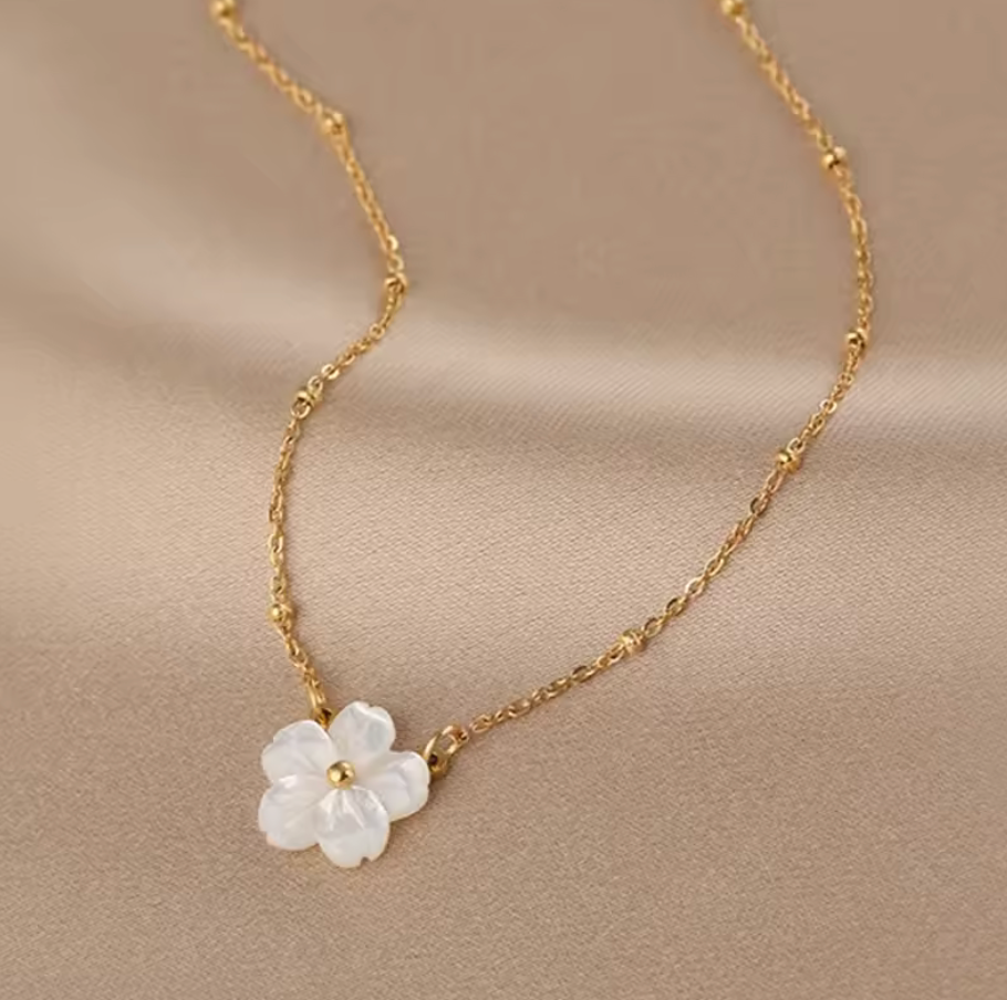 Collar Flor Elegante